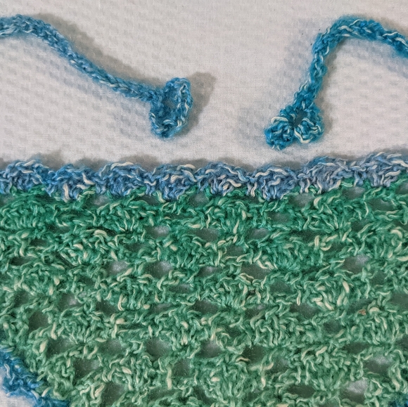 NEW Girls Triangle Crochet Hair Bandana HANDCRAFTED - Picture 3 of 4